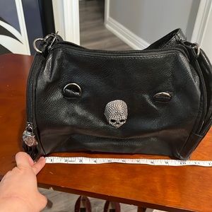 NWOT Black Purse w/shoulder strap and Metal Skull embellishments